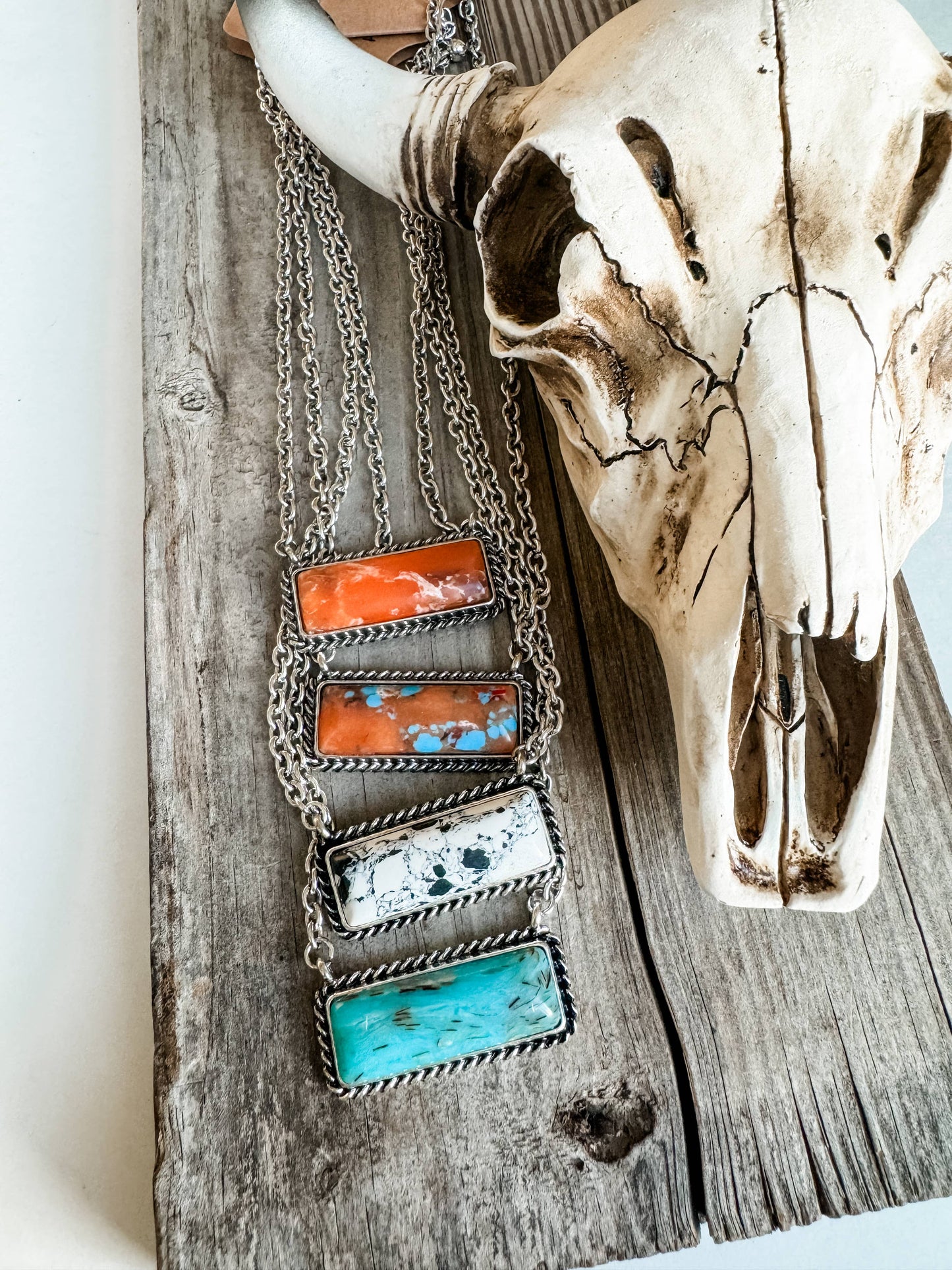 Semi Stone Bar Necklace
