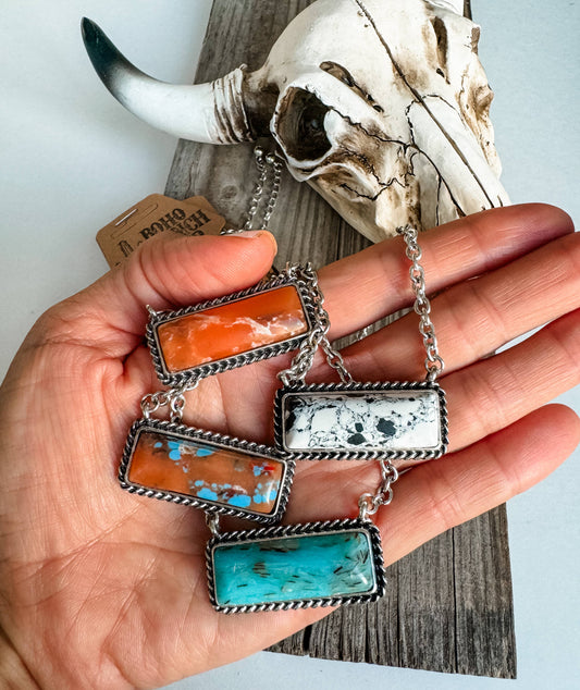 Semi Stone Bar Necklace